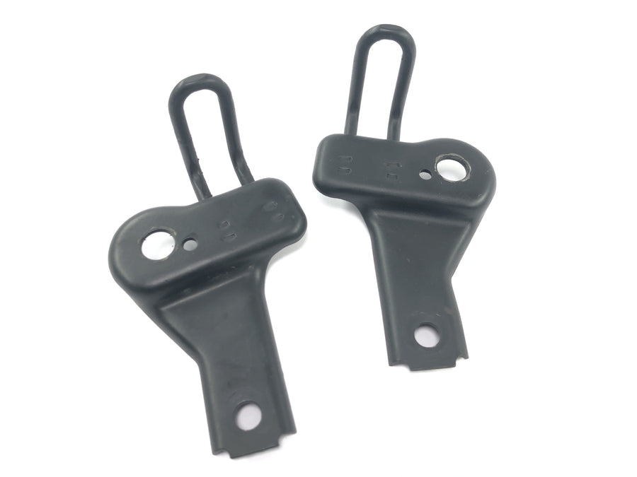 Triumph Daytona 900 T300D [1996] - Rear indicator mount, luggage hook