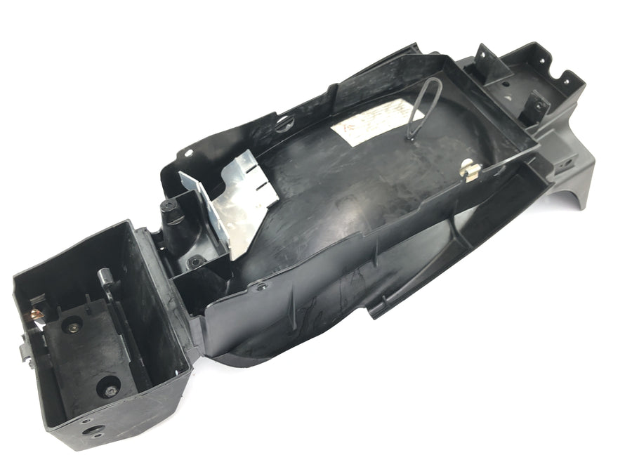 TRIUMPH DAYTONA 955I T595 [1998] - Rear inner fender license plate holder splash guard