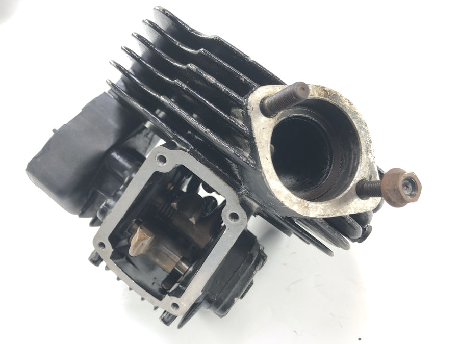 Ducati 900 SS [1991] - Vertical cylinder head with rocker arms