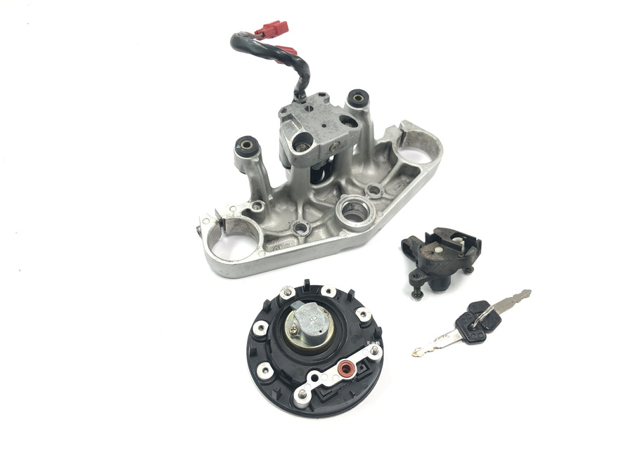 Yamaha XJR 1300 RP02 [1999] - Lock set with upper fork bridge, ignition lock, steering lock, tank cap