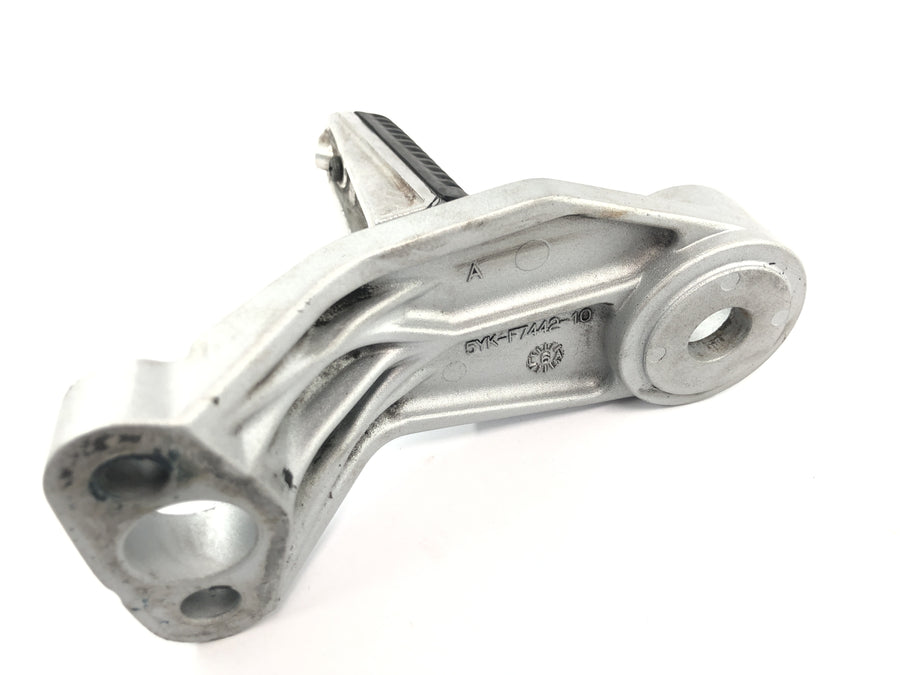 Yamaha MT 03 RM02 [2007] - Footrest Driver's footrest left
