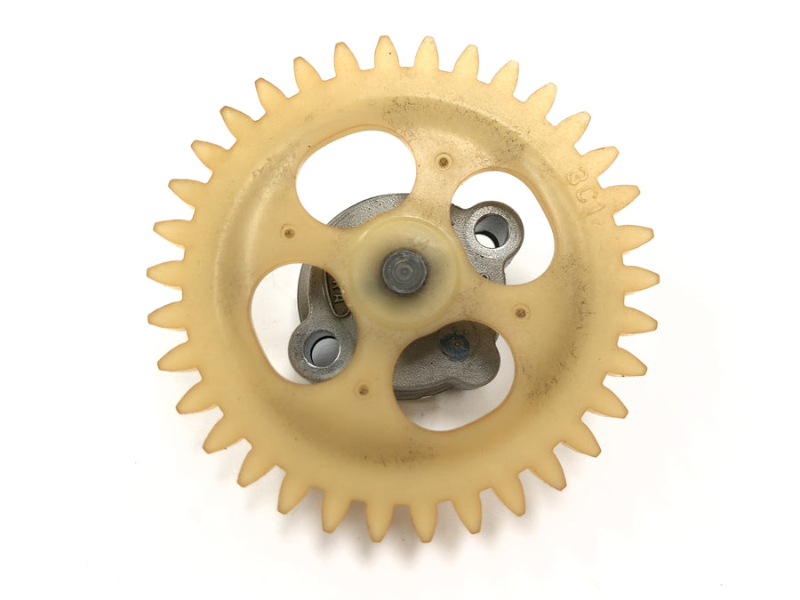 Yamaha WR 125 X DE07 [2010] - Oil pump with gear