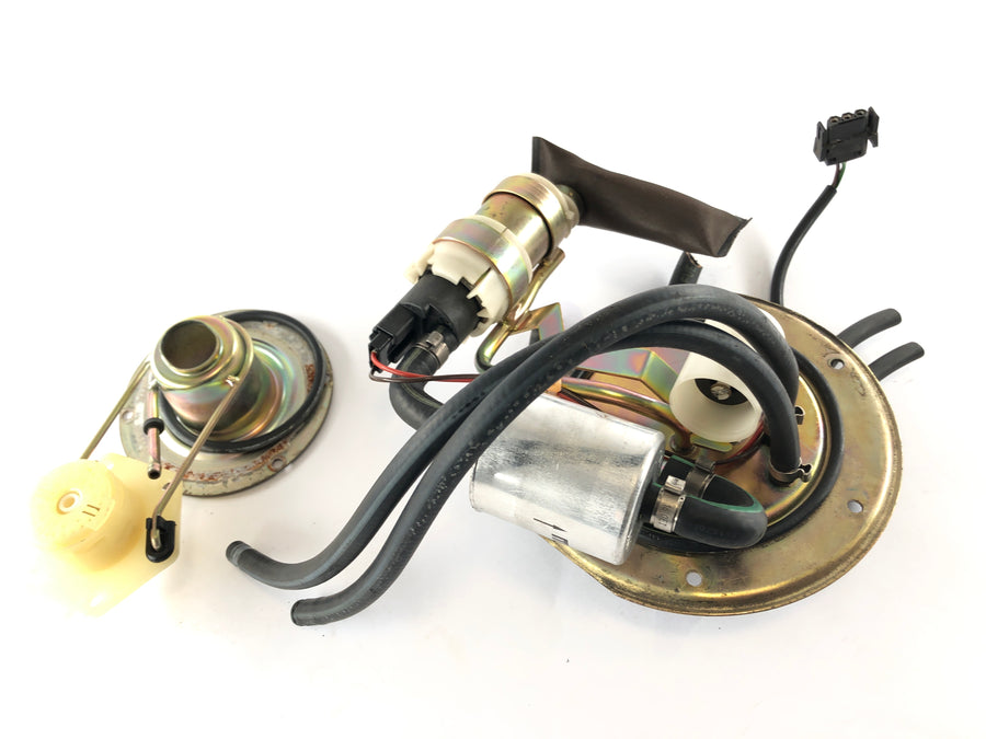 BMW R 1150 R R21 [2002] - Fuel pump with filler neck