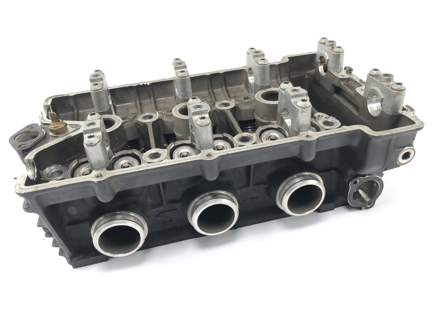 Triumph Daytona 900 T300 [1993] - cylinder head without camshafts