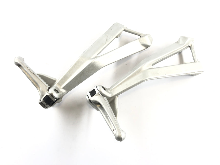 Ducati 1098 S H7 [2009] - Pediatric footrests on the left and right with holder