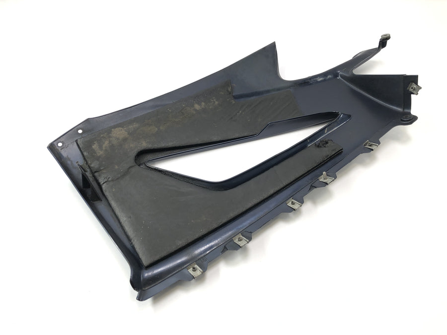 Aprilia RST 1000 Futura [2002] - Side cladding on the left