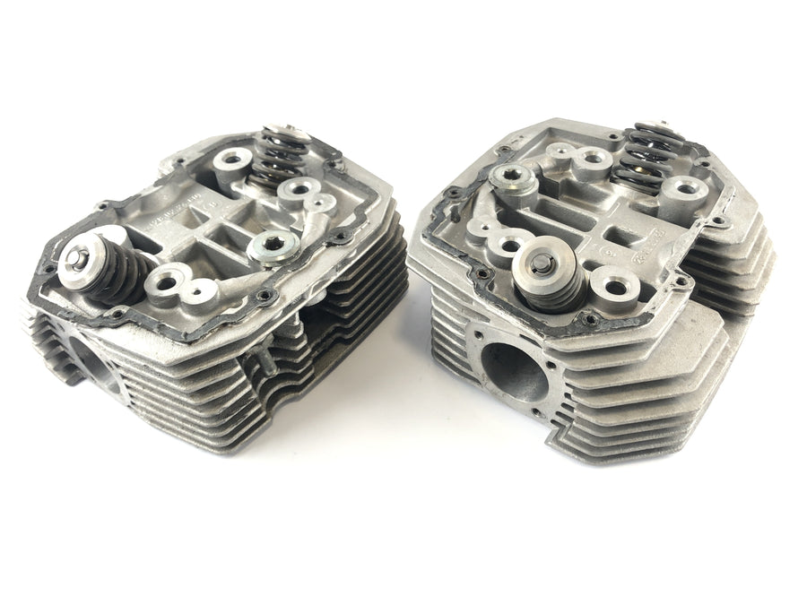 Moto Guzzi 850 Le Mans 3 VF [1986] - cylinder head on the right and left