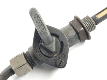 Triumph Bonneville T140V [1976] - petrol tap - 0
