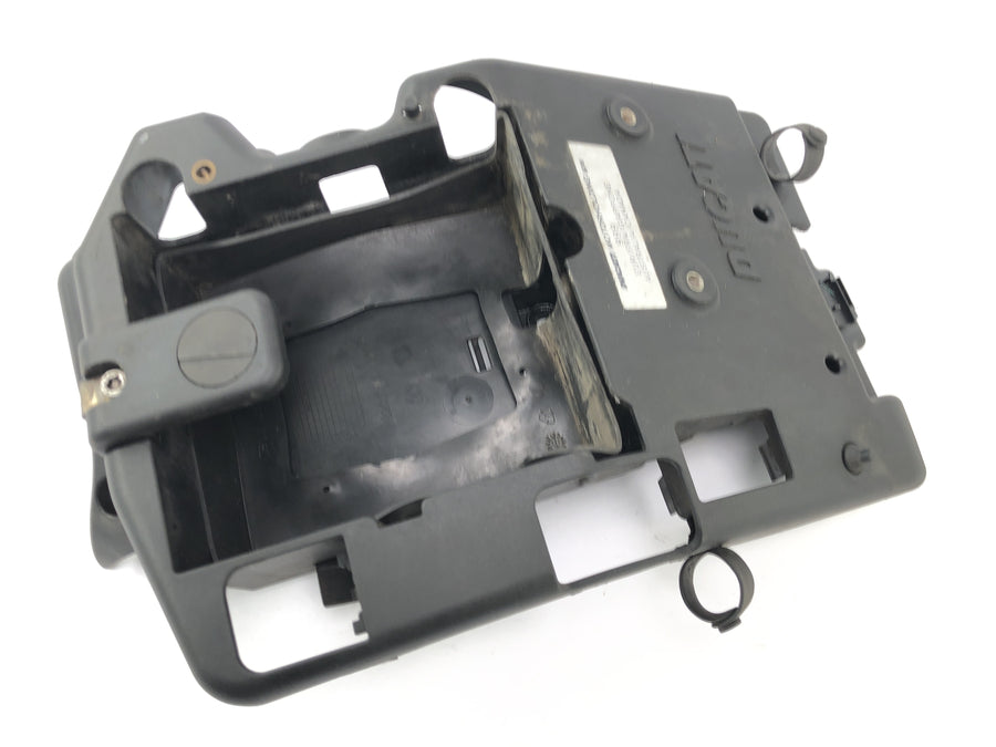 Ducati 999 H4 [2003] - Battery box bracket cover