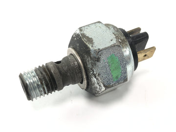 Triumph Daytona 900 T300 [1996] - Oil pressure switch sensor switch sensor valve - 0