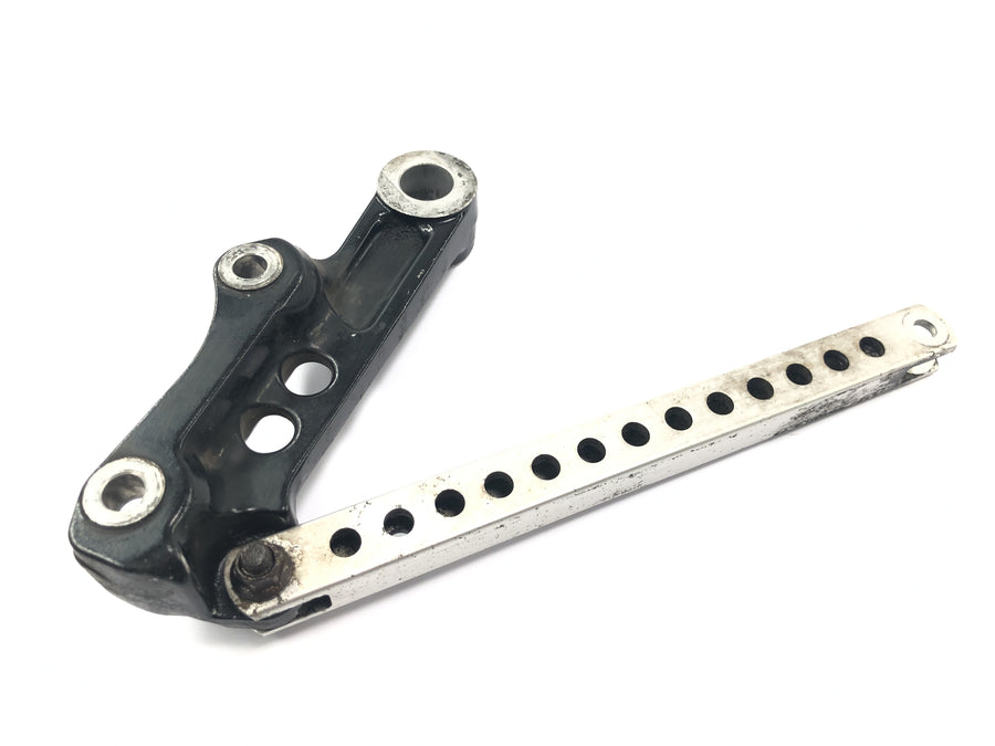 Yamaha XJR 1300 RP02 [1999] - Anchor strut with rear brake caliper mount