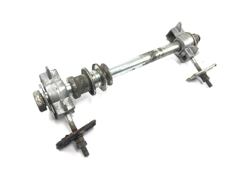Yamaha WR 125 X DE07 [2010] - Rear wheel axle wheel axle chain tensioner