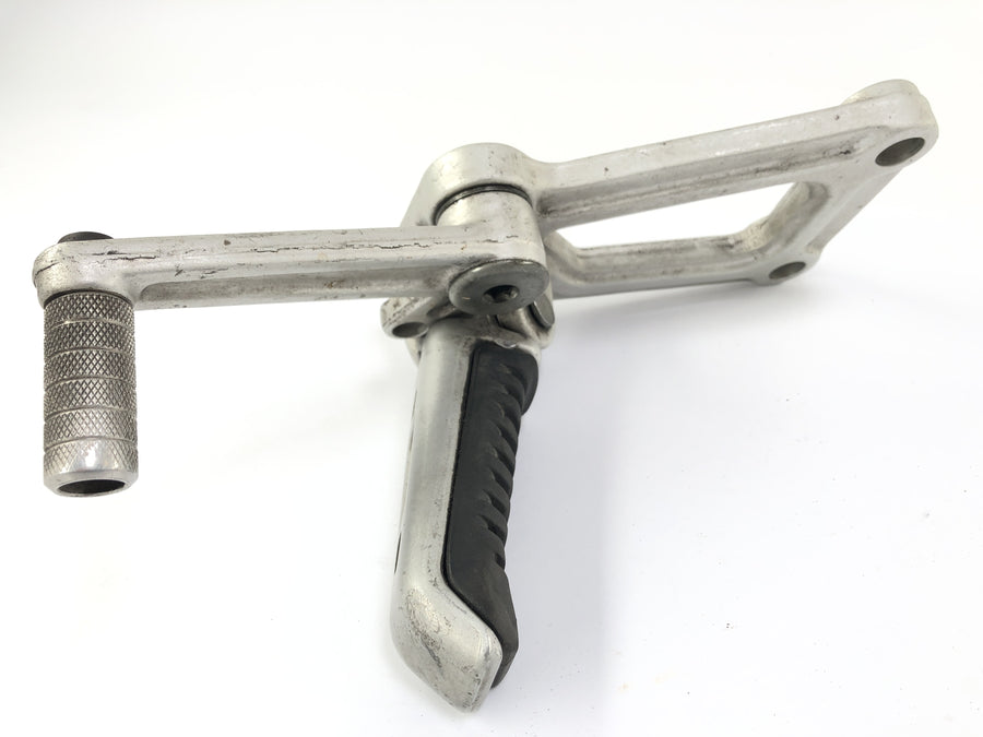 Ducati 900 SS [1991] - Left rider footrest and gear lever
