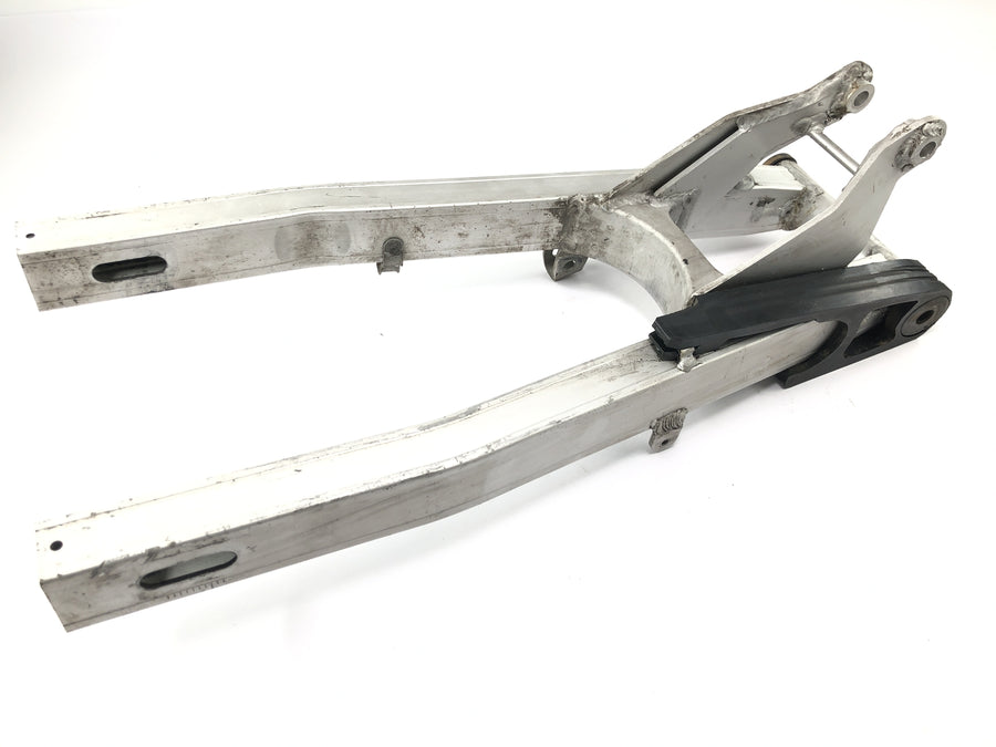 Suzuki RG 250 Gamma GJ21D [1987] - Rear swing arm aluminum