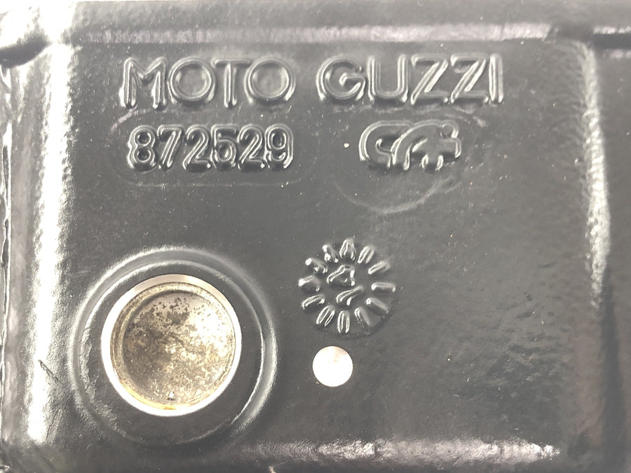 Moto Guzzi Stelvio 1200 8V [2016] - cylinder head valve head right