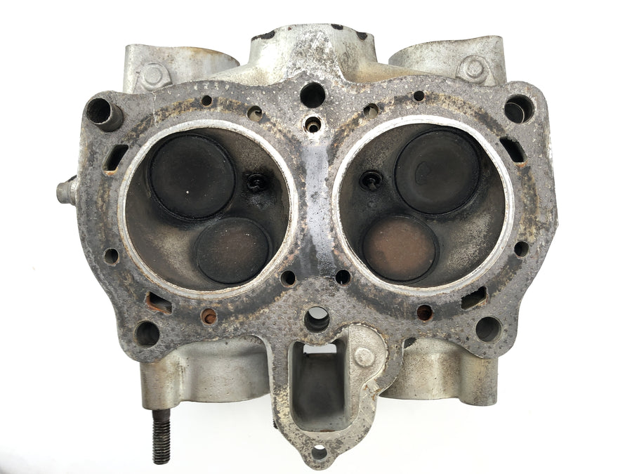 Honda GL 1000 Goldwing GL1 [1978] - Cylinder head on the left