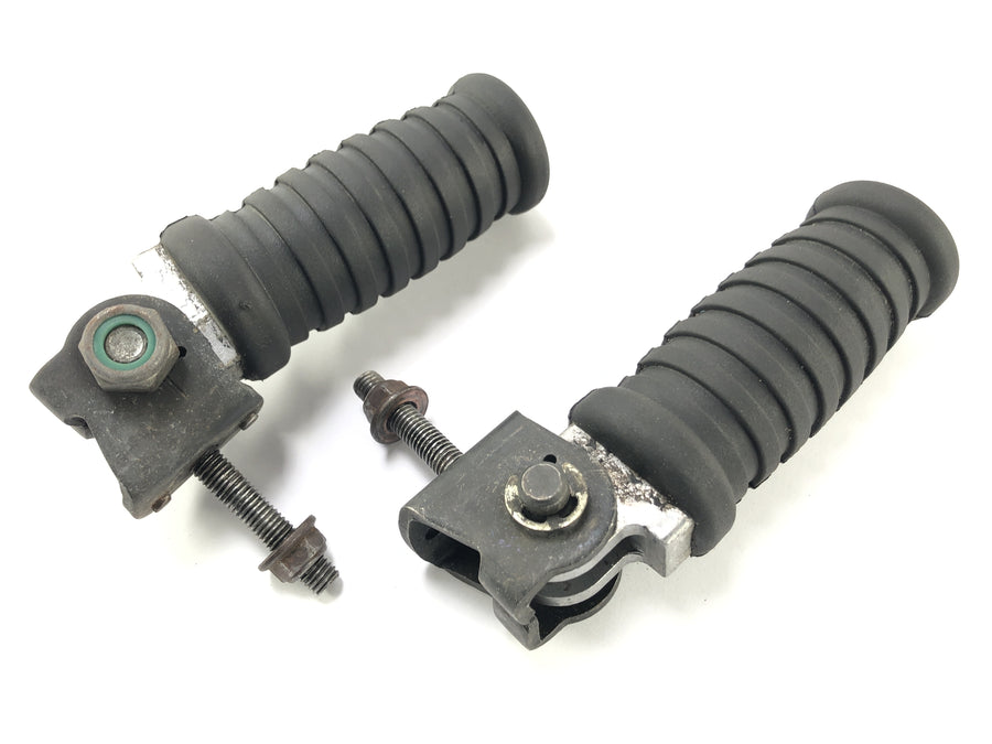 Triumph Thunderbird 900 T309RT [1996] - Passenger footrests left and right