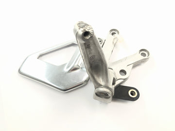 Aprilia RSV 1000 R [2004] - Driver's footrest, right footrest with holder - 0