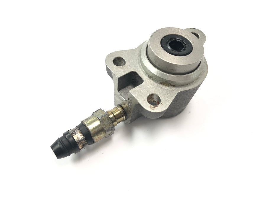 Aprilia RSV 1000 RP Mille [2001] - clutch slave cylinder