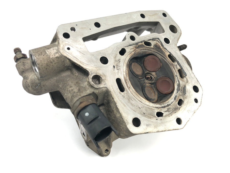 BMW C1 125 [2002] - Cylinder head valve train without camshafts