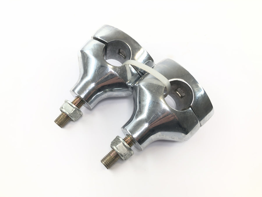 Kawasaki VN 1600 Classic VNT60A [2007] - Handlebar stands for 1 inch handlebar risers chrome