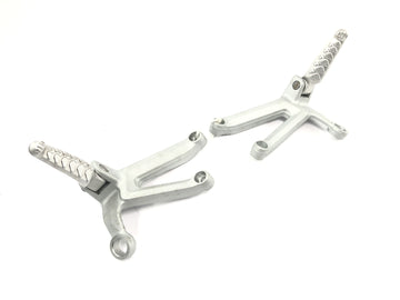 Aprilia RSV 1000 R [2004] - Passenger footrests with rear footrest system holder left and right