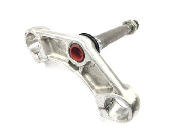 Triumph Adventurer 900 T309RT [1998] - lower fork bridge control head bridge fork clamp