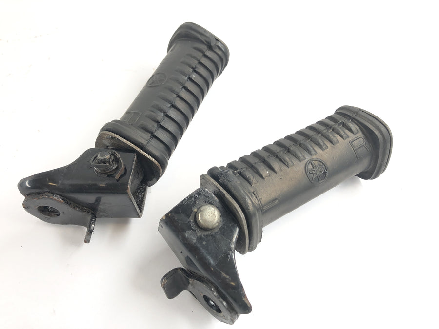 Yamaha XS 400 2A2 [1982] - Footrests Passenger Footrest Set