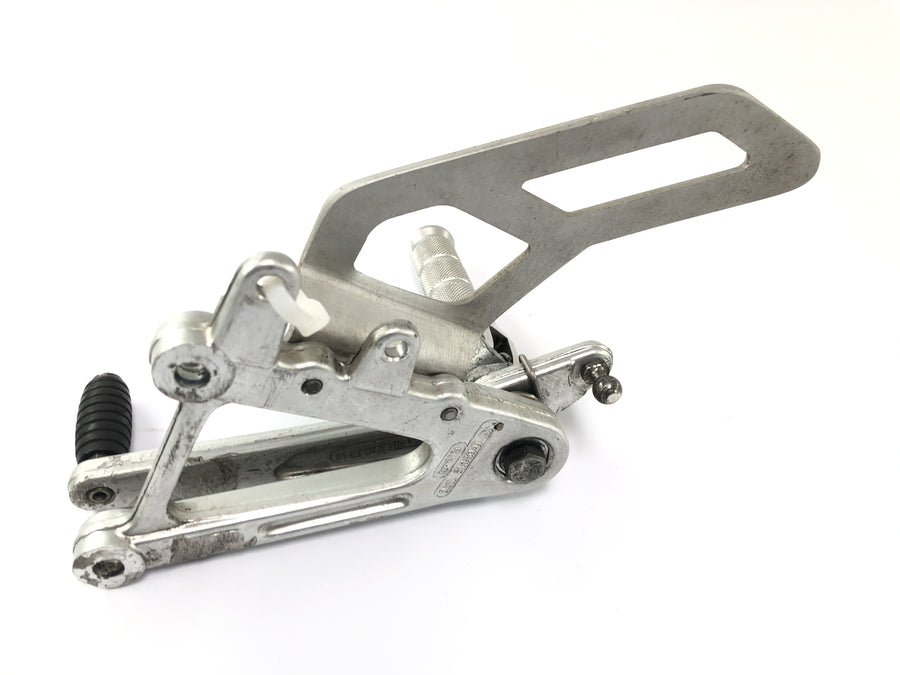 Aprilia SL 1000 Falco Pa [2000] - footrest system driver footrest right