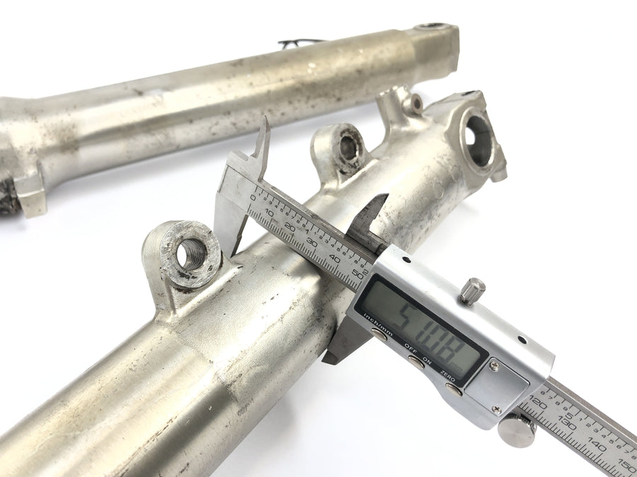 Suzuki GSX R 1100 GV73B [1990] - fork telegabel with axis