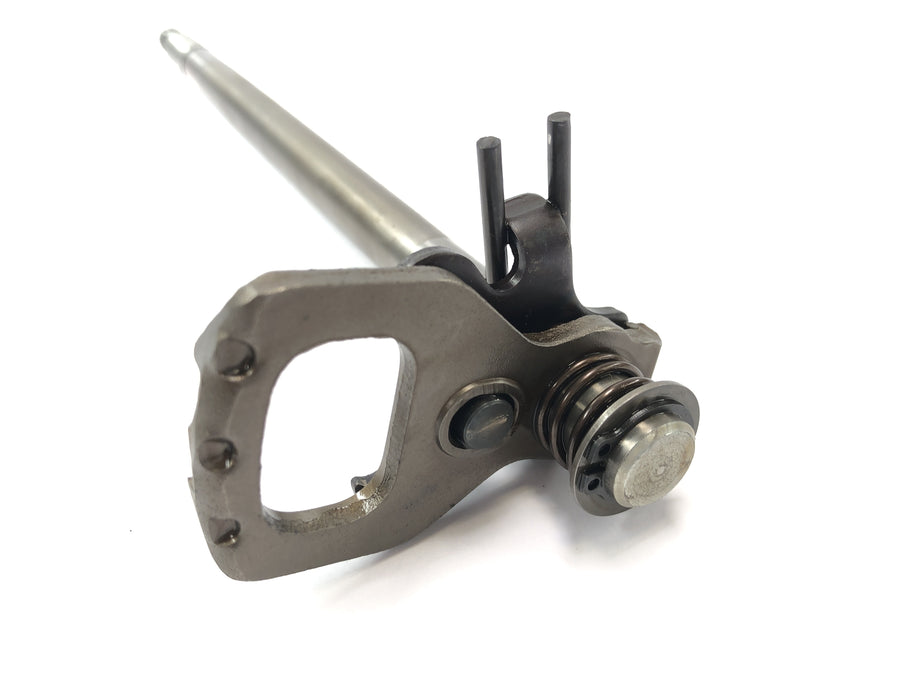 Suzuki VZ 1500 WVCU [2011] - shift shaft transmission axle rod