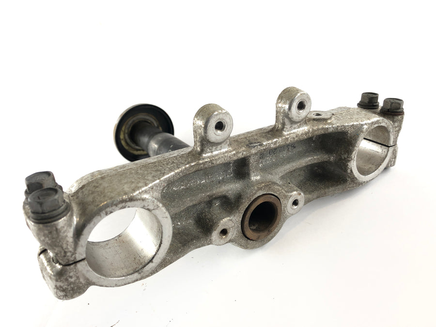 Yamaha XT 350 55V [1987] - lower triple clamp