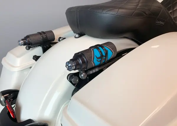 Harley-Davidson FLTRXSTSE 1977 Road Glide ST CVO 121 [2025] - REVO ARC Remote Reservoir External Mount - Image 8