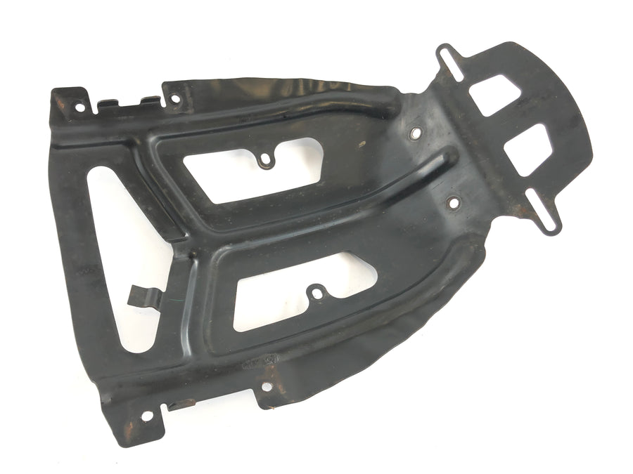 Can Am Spyder SM5 [2009] - Reinforcement plate for rear splash guard