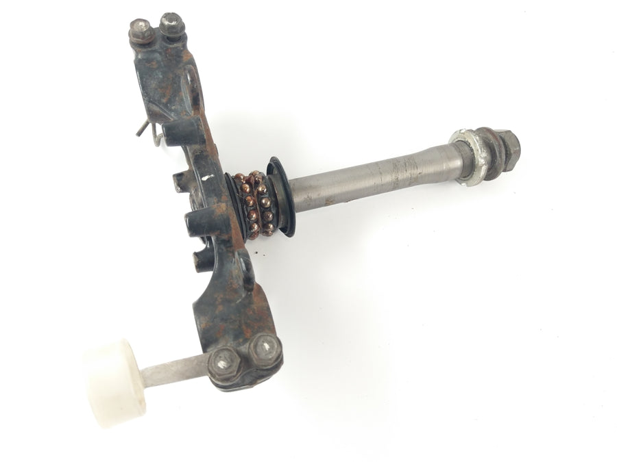Honda XR 125 L JD19 [2005] - lower triple clamp