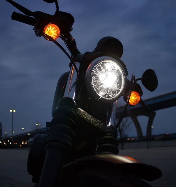 Triumph ROCKET III 2300 Touring [2017] - 5-3/4" LED Adaptive 2 Scheinwerfer – Art.-Nr. 0555091 – Bild 12