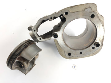 BMW R 1100 GS 259 ​​[1995] - Cylinder with piston