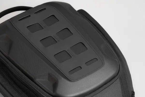 Yamaha Niken 900 Niken GT 900 [SW-MOTECH] – PRO City Tankrucksack (11–14 Liter)