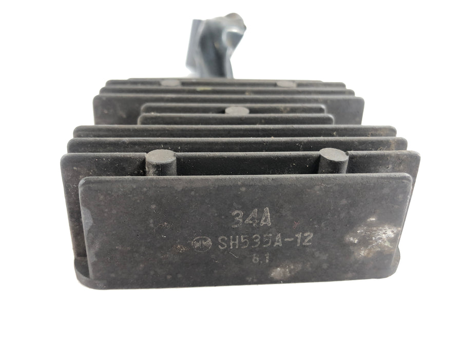 Suzuki DR 750 S SR41B [1988] - Regulator