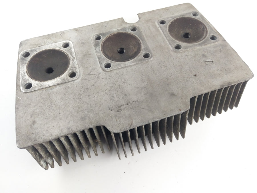 Suzuki GT 550 [1978] - Cylinder head