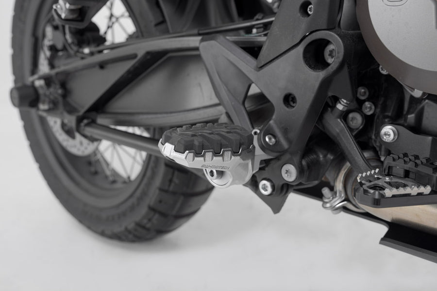 KTM 950 Adventure S [2003-2005] - EVO footrest kit – picture 1