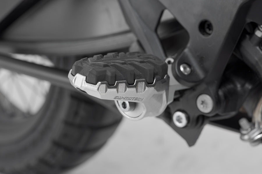 KTM 990 Adventure S [2006] - EVO footrest kit – picture 2
