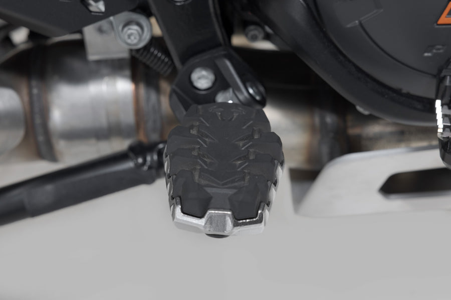 KTM 1390 Super Adventure S [2025-2026] - EVO Fußrasten-Kit – Bild 4