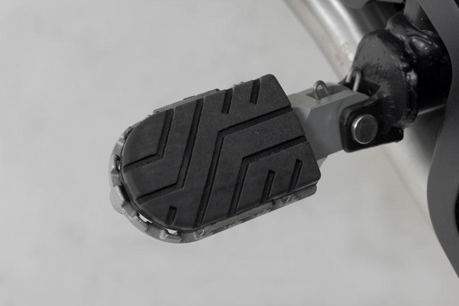 BMW R 1200 RS [2017] - ION footrest kit – picture 3