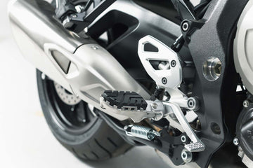 BMW F 750 GS Edition 40 Years GS [2021] - ION footrest kit – image 2