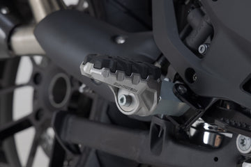 BMW R 1300 GS [2023-2026] - EVO footrest kit – picture 1
