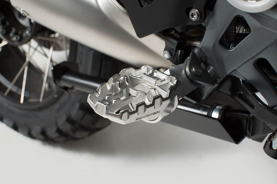 BMW F 750 GS Edition 40 Years GS [2021] - EVO footrest kit – picture 3