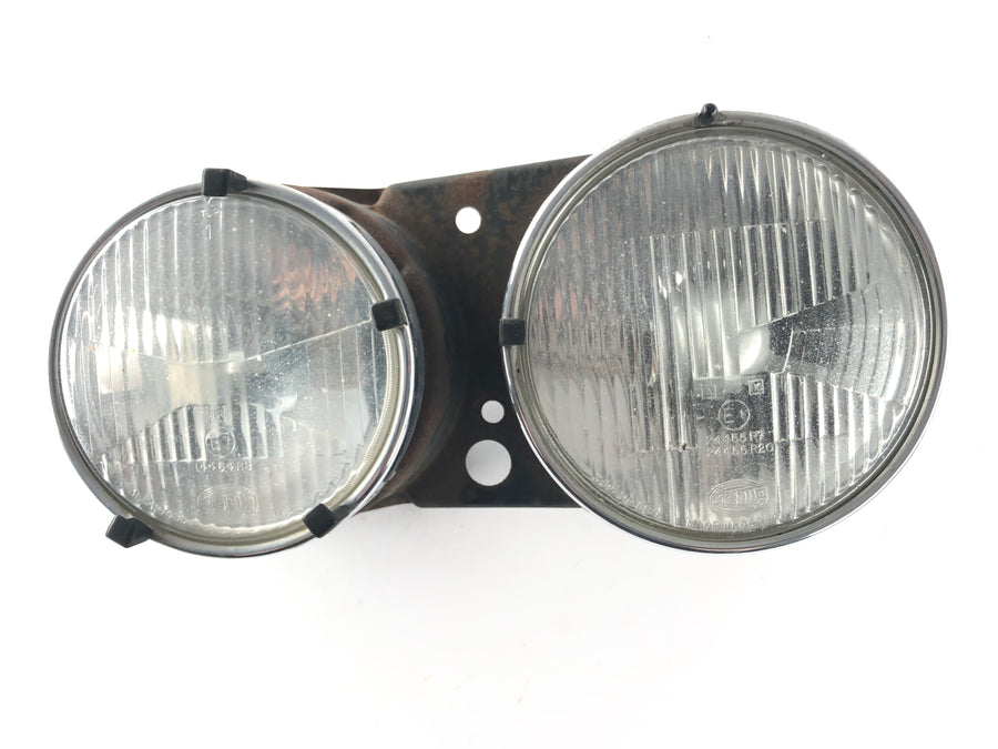 BMW M 535i E28 [1986] - Headlight left windshield wiper