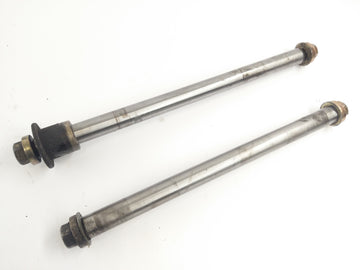 Triumph Tiger 885i T709 [1999] - Swingarm axle and rear axle