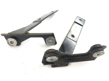 BMW C1 125 [2001] - Lower fairing bracket